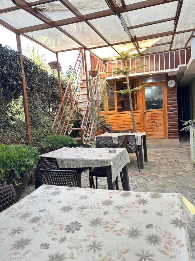 Sudha'S Garden Home Kathmandu Buitenkant foto